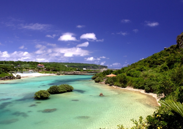 宮古島の砂浜挙式が注目される理由とは？